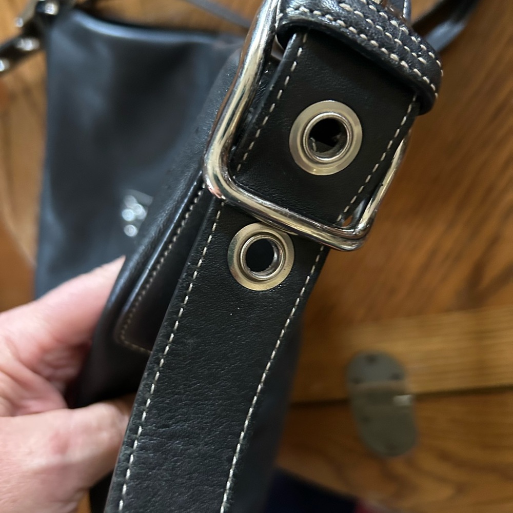 Vintage Coach Legacy Black Leather Shoulder Bag - Picture 9 of 15